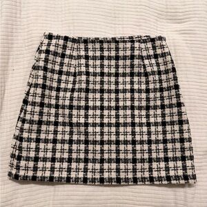 Chic Black and White Plaid Mini Skirt